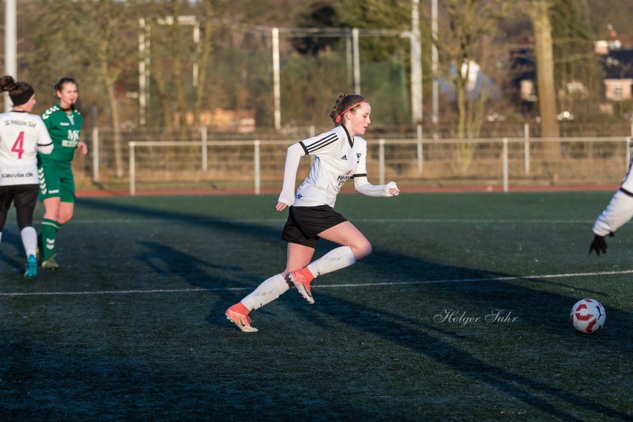 Bild 249 - Frauen SG Holstein Sued - SV Gruenweiss-Siebenbaeumen : Ergebnis: 0:2